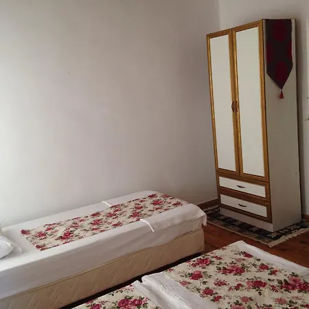 게스트하우스 Hayat Alti Ayvalı